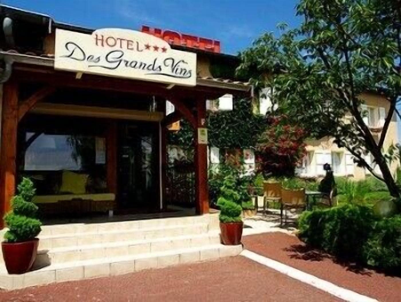 Logis Hotel Des Grands Vins 플루리 외부 사진