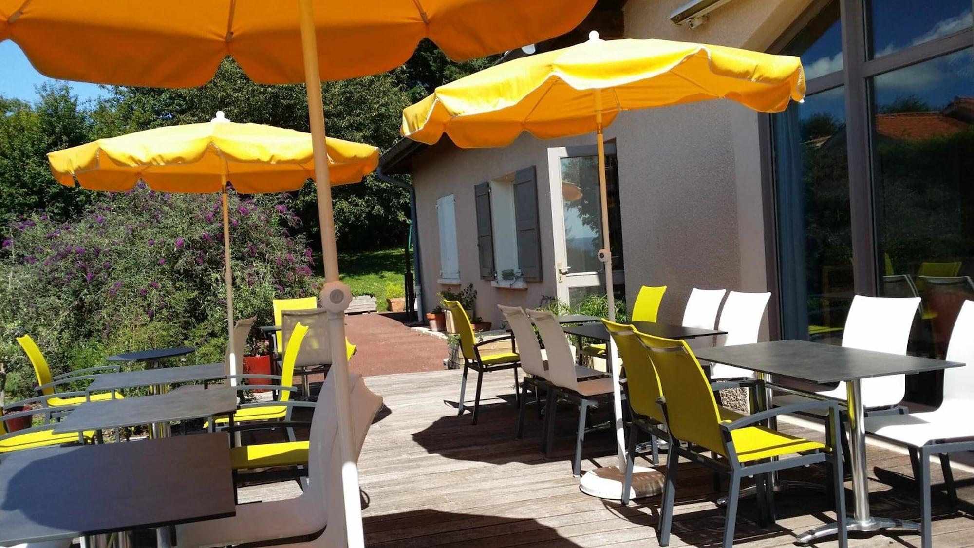Logis Hotel Des Grands Vins 플루리 외부 사진