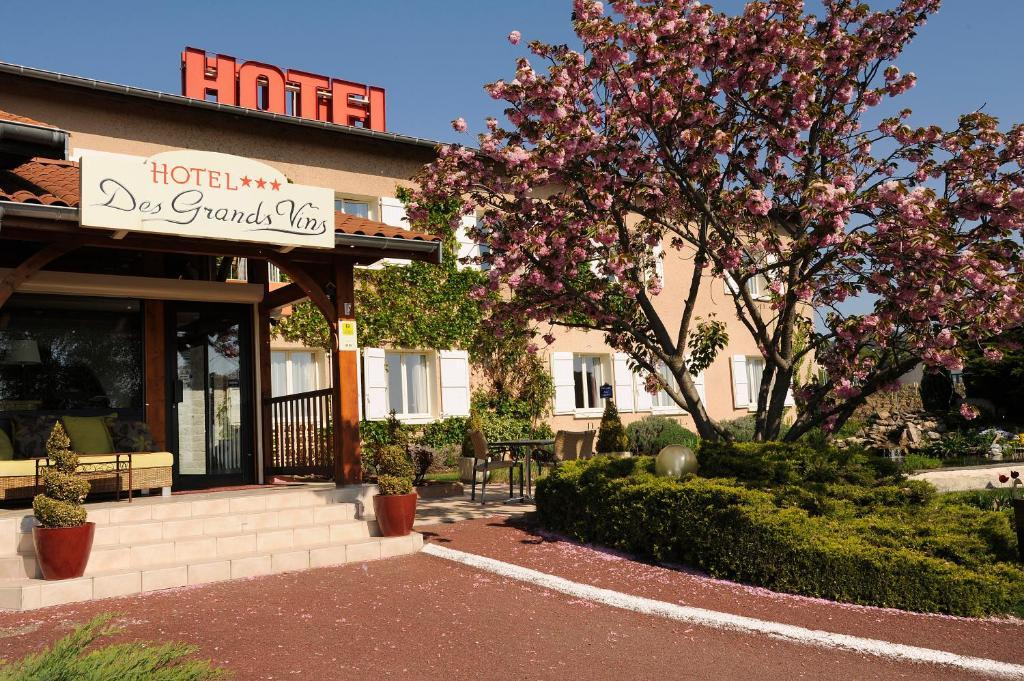 Logis Hotel Des Grands Vins 플루리 외부 사진