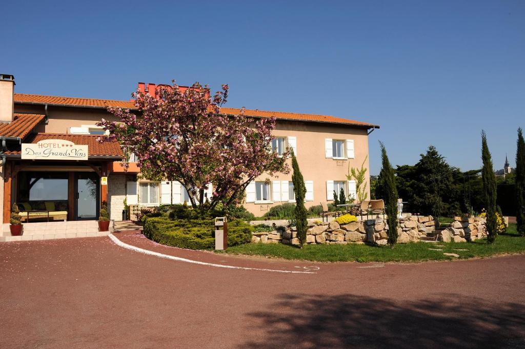 Logis Hotel Des Grands Vins 플루리 외부 사진